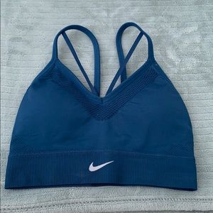 Nike Seamless Sports Bra beautiful blue color!!!
